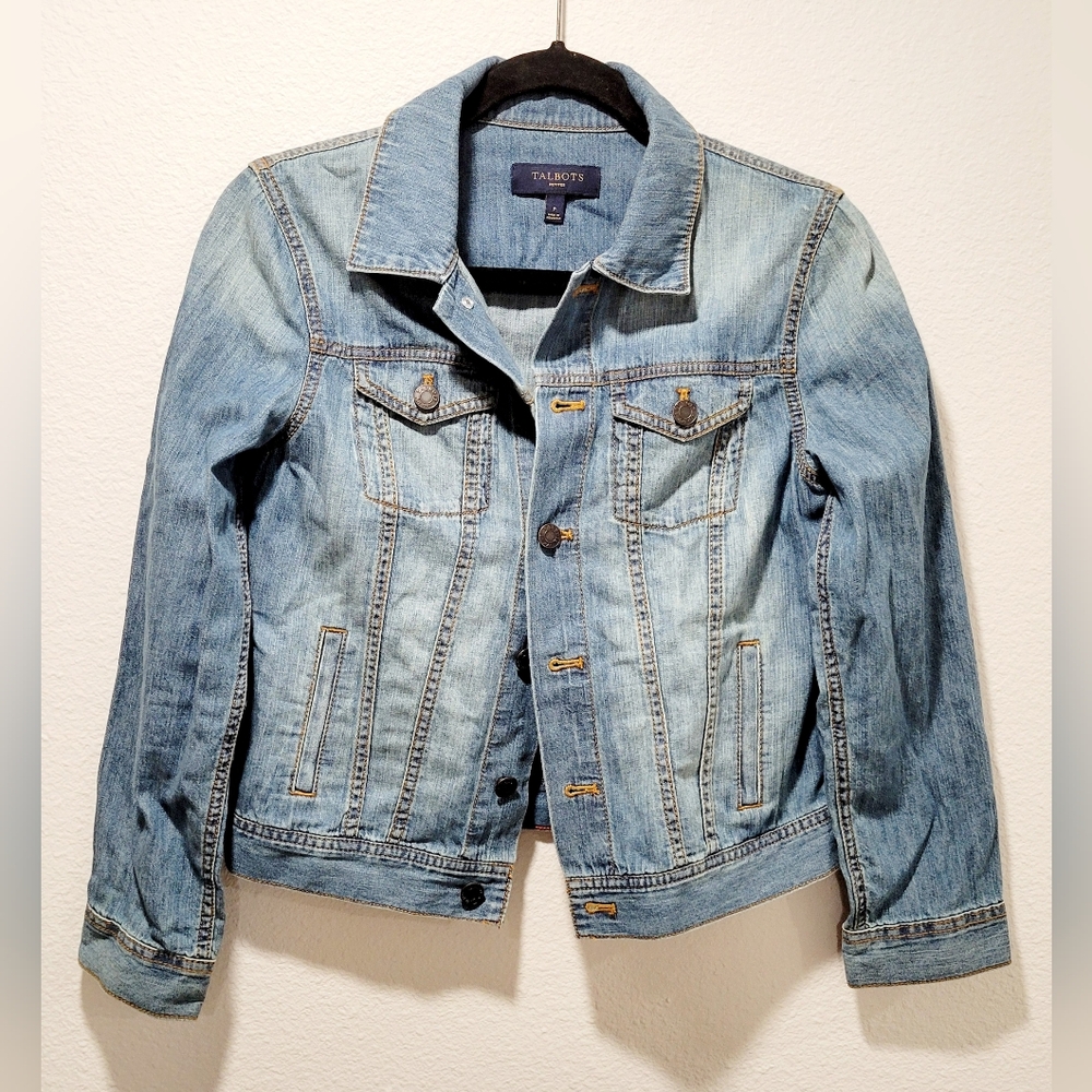 Talbots Lightweight Women's Denim Jean Jacket Size‎ P Petite Preppy Classic Chic